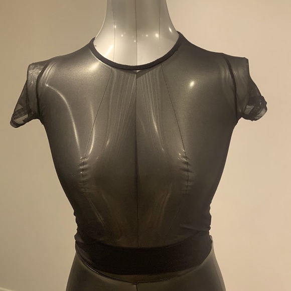 Pretty Little Thing Mesh Top - Picture 2 of 8